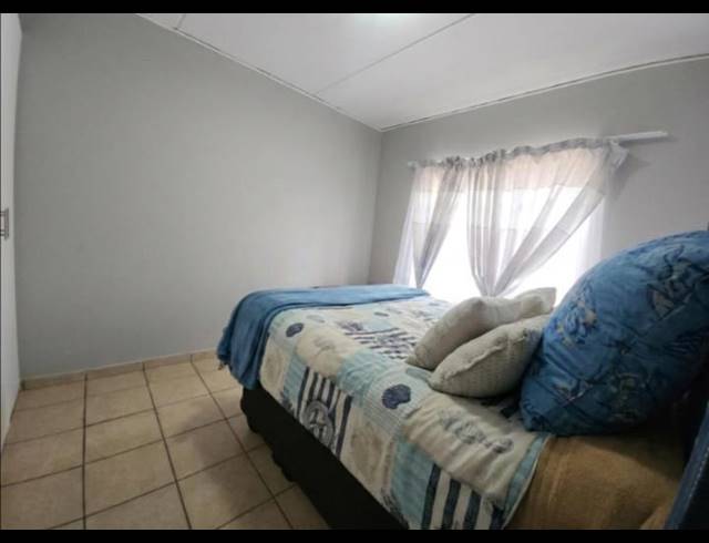 2 bed property to rent in DURBANVILLE